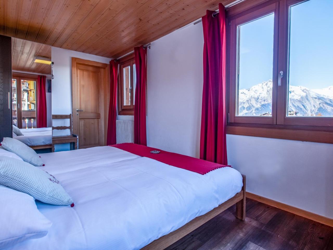 Hotel Edelweiss Нендаз Екстериор снимка